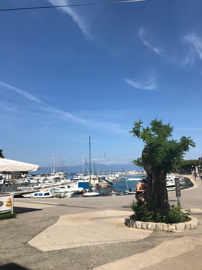 Apartments Papalinna 2 By Moro Krk Town Εξωτερικό φωτογραφία
